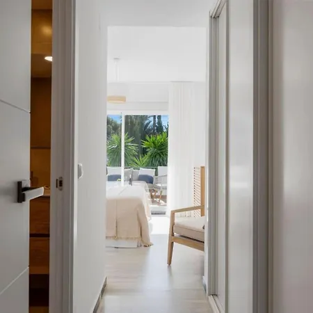 Banus Rentals- 1º Linea Playa *