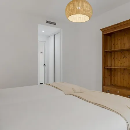 Banus Rentals- 1º Linea Playa Appartement *